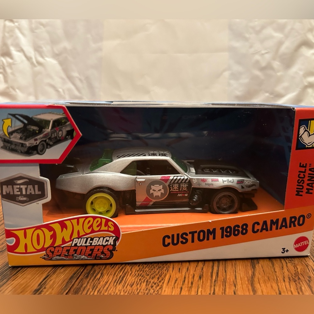 Hot Wheels Custom 1968 Camaro Pull-Back Speeder - Silver&Black-Metal Muscle NEW